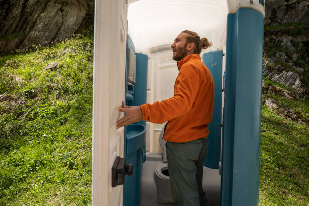 Affordable portable toilet rental in Albion, MI
